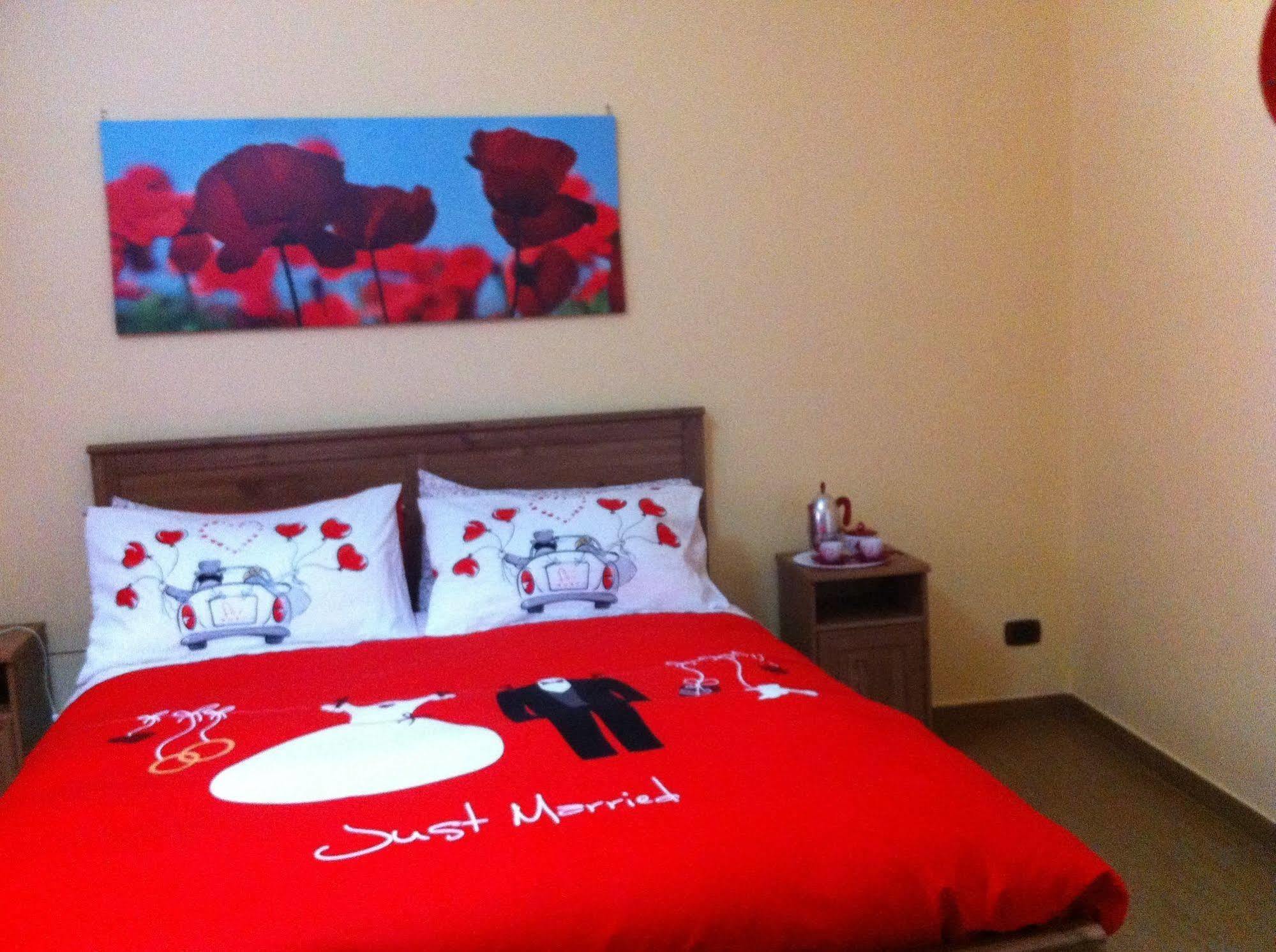산테라모 인 콜레 La Rosa Blu 2 B&B 외부 사진